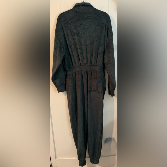 Fabletics Cozy Cord Zip Jumpsuit Green NWT, Size XL - Picture 10 of 12